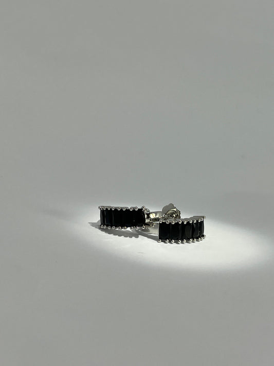 Chic Black Bar Stud Earrings